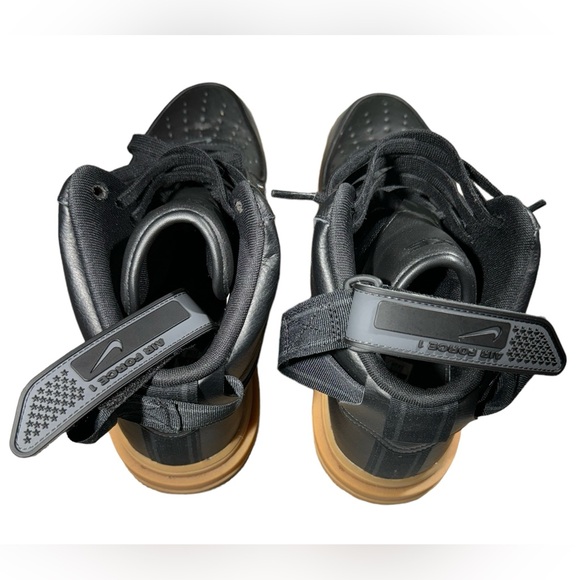 Nike Air Force 1 GORE-TEX Boot “Black Gum” - Picture 7 of 16